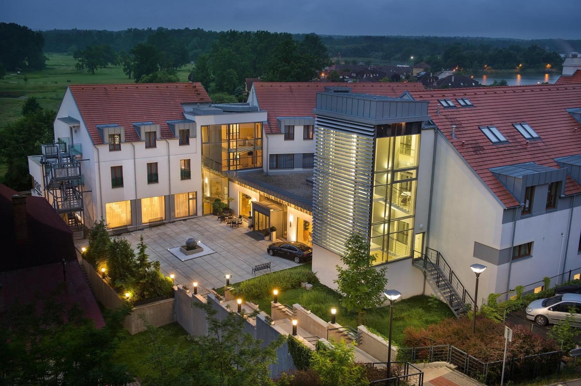 Wellness Diamant 5* Hluboka nad Vltavou